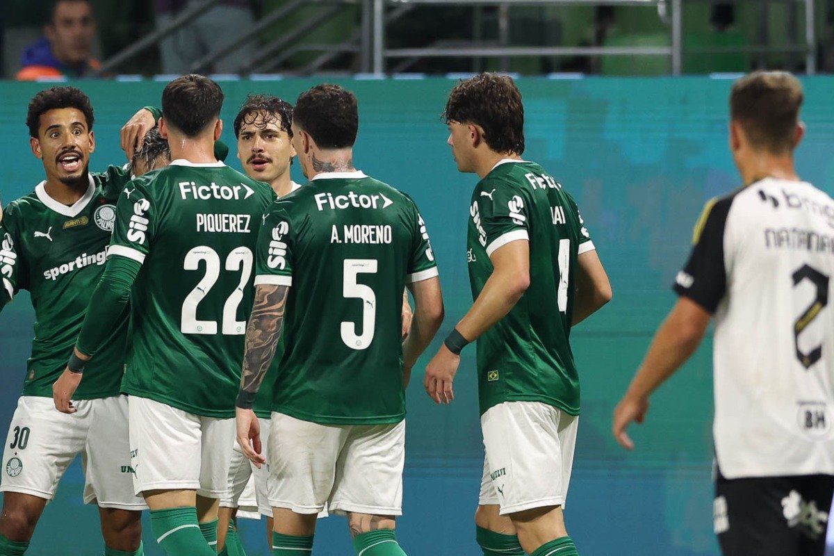 Jogadores do Palmeiras comemoram gol contra o Atlético (foto: Cesar Greco/Palmeiras)