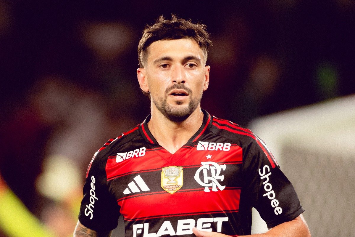 Arrascaeta, meio-campista do Flamengo - (foto: Adriano Fontes/Flamengo)