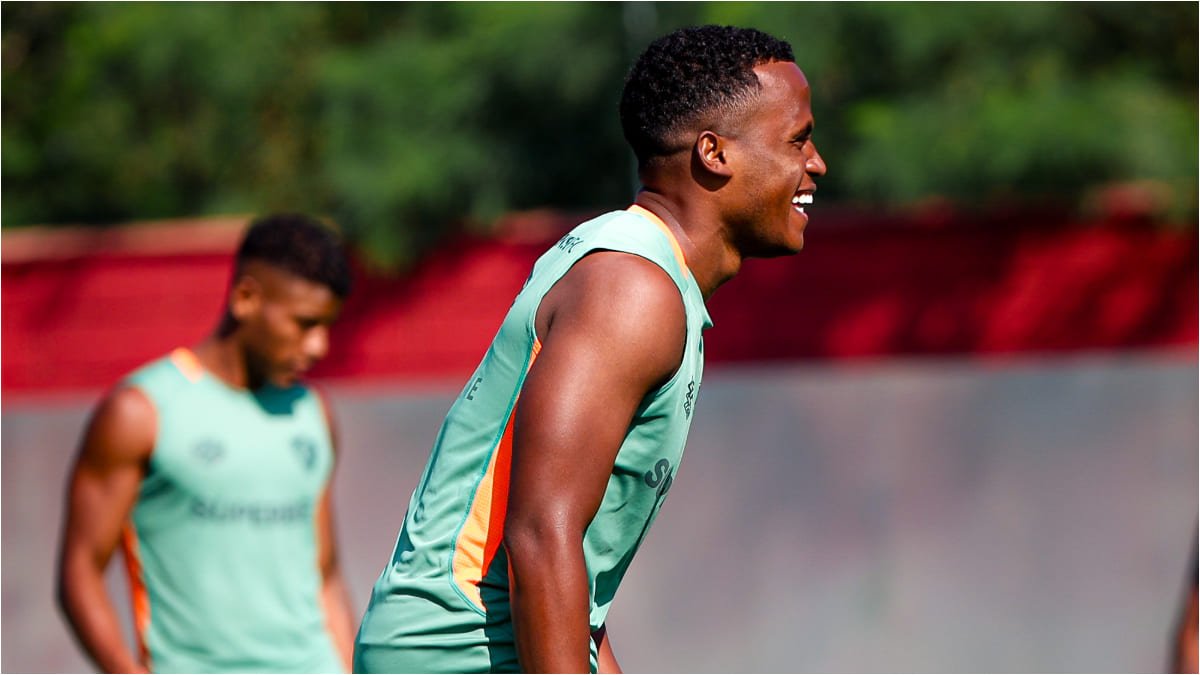 Jhon Arias, atacante colombiano do Fluminense, em treinamento (foto: Marina Garcia/Fluminense)