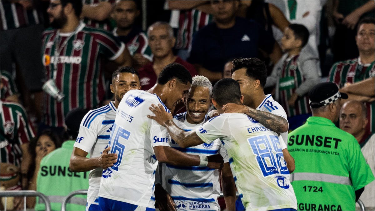 Jogadores do Cruzeiro comemorando gol sobre o Fluminense no Maracanã, pelo Brasileiro (foto: Rodrigo Ferreira/Cruzeiro)