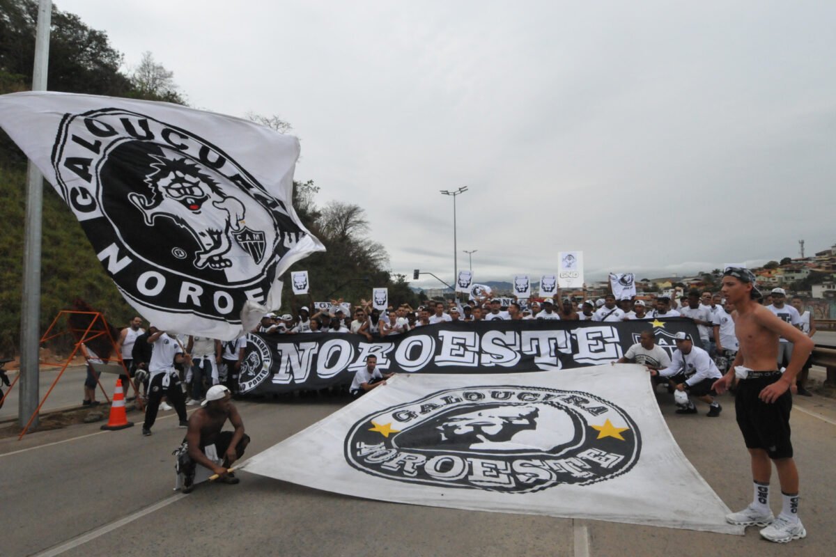 Galoucura Noroeste no jogo inaugural da Arena MRV, entre Atlético e Santos, em agosto de 2023 (foto: Gladyston Rodrigues/EM/DA. Press)