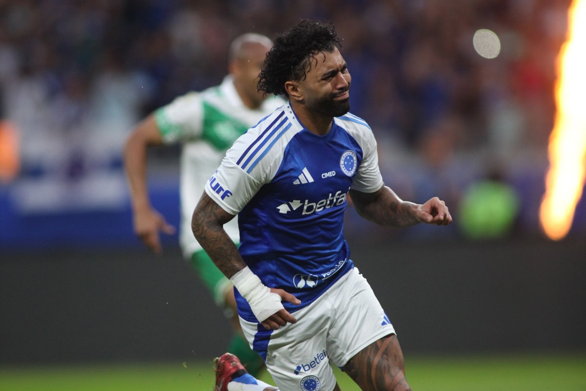 Gabigol comemora gol na vitória do Cruzeiro sobre o Juventude (foto: Edésio Ferreira/EM/D.A Press)