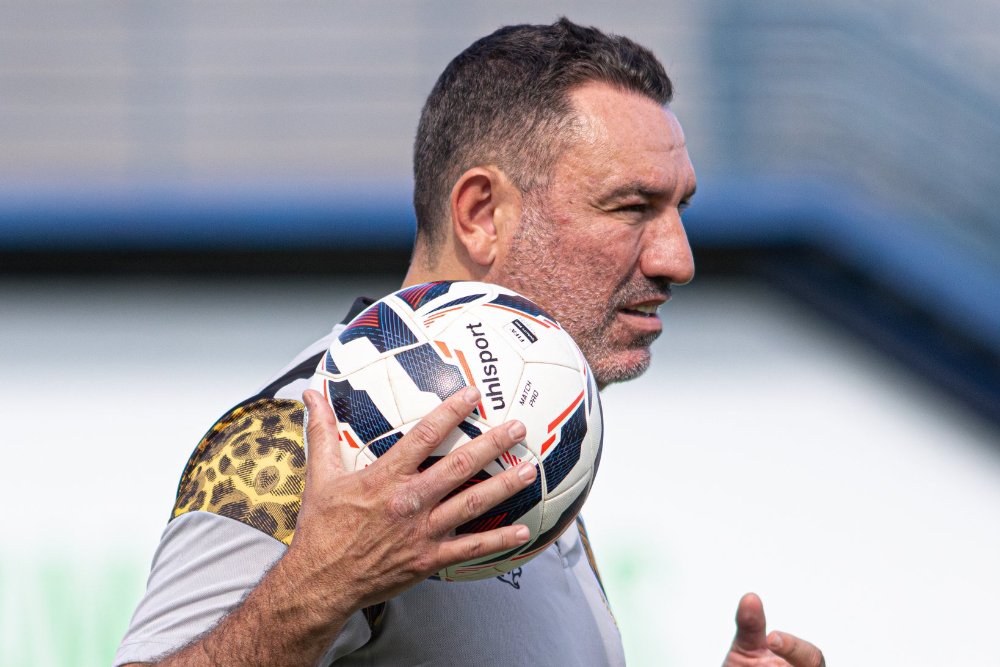 Guilherme Alves iniciou a carreira como técnico em 2008 (foto: Divulgação/Amazonas)