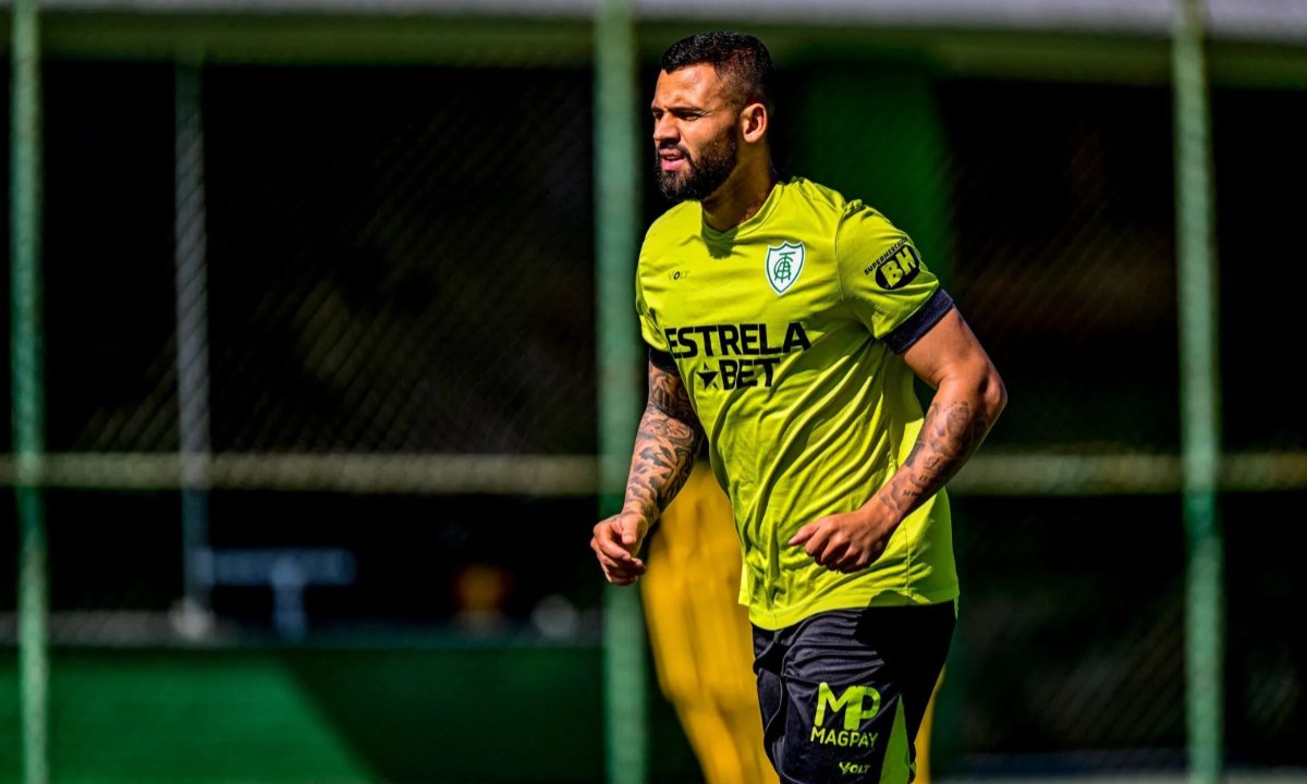 Lucão, zagueiro do América - (foto: Mourão Panda/América)