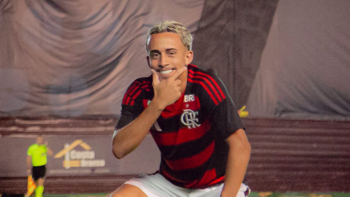 Matheus Gonçalves, meio-campista do Flamengo (foto: Adriano Fontes/Flamengo)