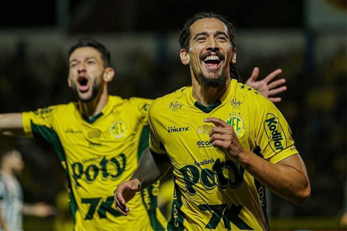 Chico da Costa fez o primeiro gol do Mirassol contra o Santos (foto: JP Pinheiro/Agência Mirassol)