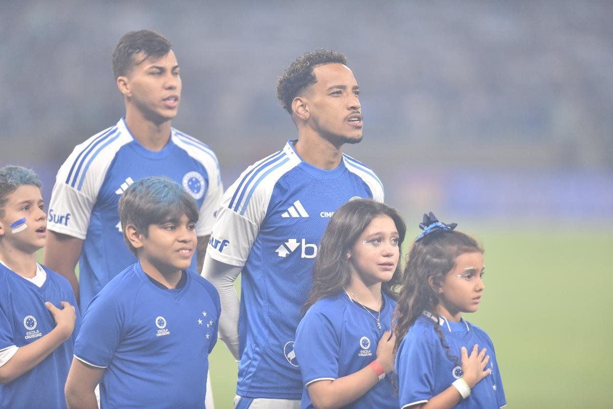 Jogadores do Cruzeiro no Mineirão (foto: Ramon Lisboa/EM/D.A. Press)
