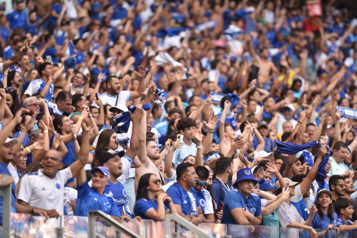 Cruzeiro x Ceará: 52.802 presentes (foto: Ramon Lisboa/EM/D.A. Press)