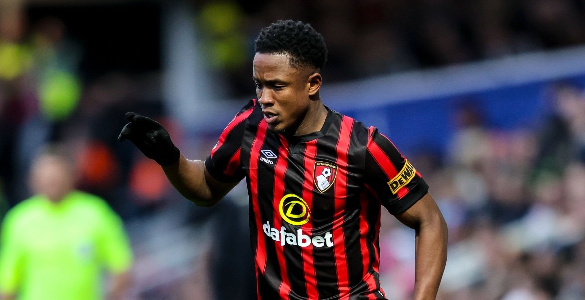 Luis Sinisterra, atacante que negocia com Cruzeiro (foto: Divulgação)