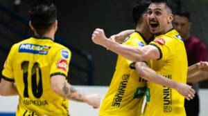 Praia venceu o Minas por 2 a 1 - Crédito: 