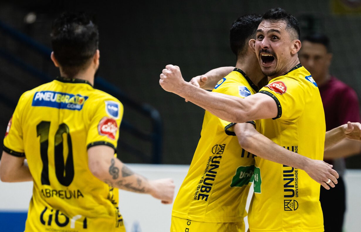 Praia venceu o Minas por 2 a 1 (foto: Hedgard Moraes/MTC)