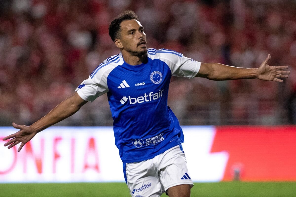 Eduardo marcou o segundo gol do Cruzeiro contra o CRB - (foto: Rafael Vieira/Cruzeiro)