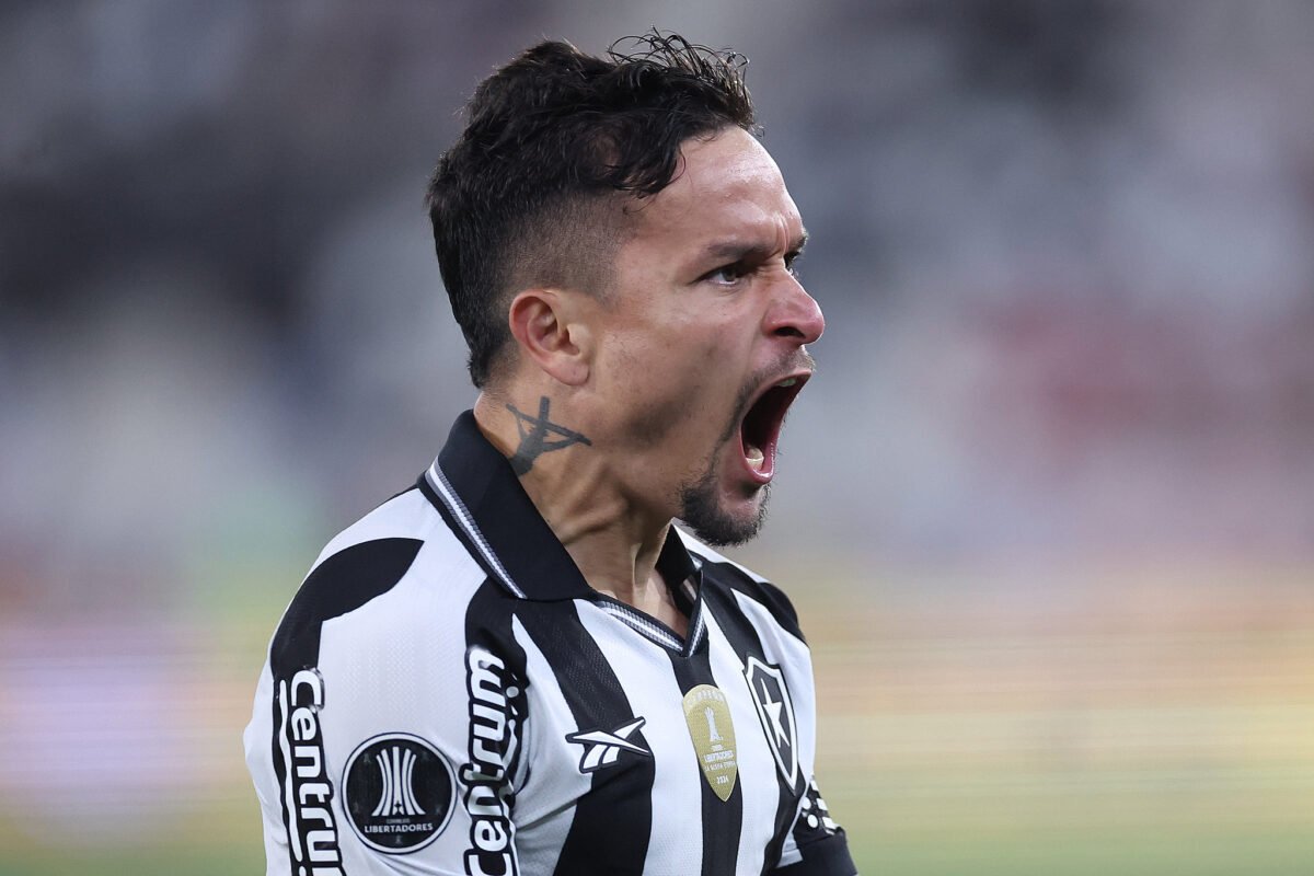 Artur (foto: Vitor Silva/Botafogo)