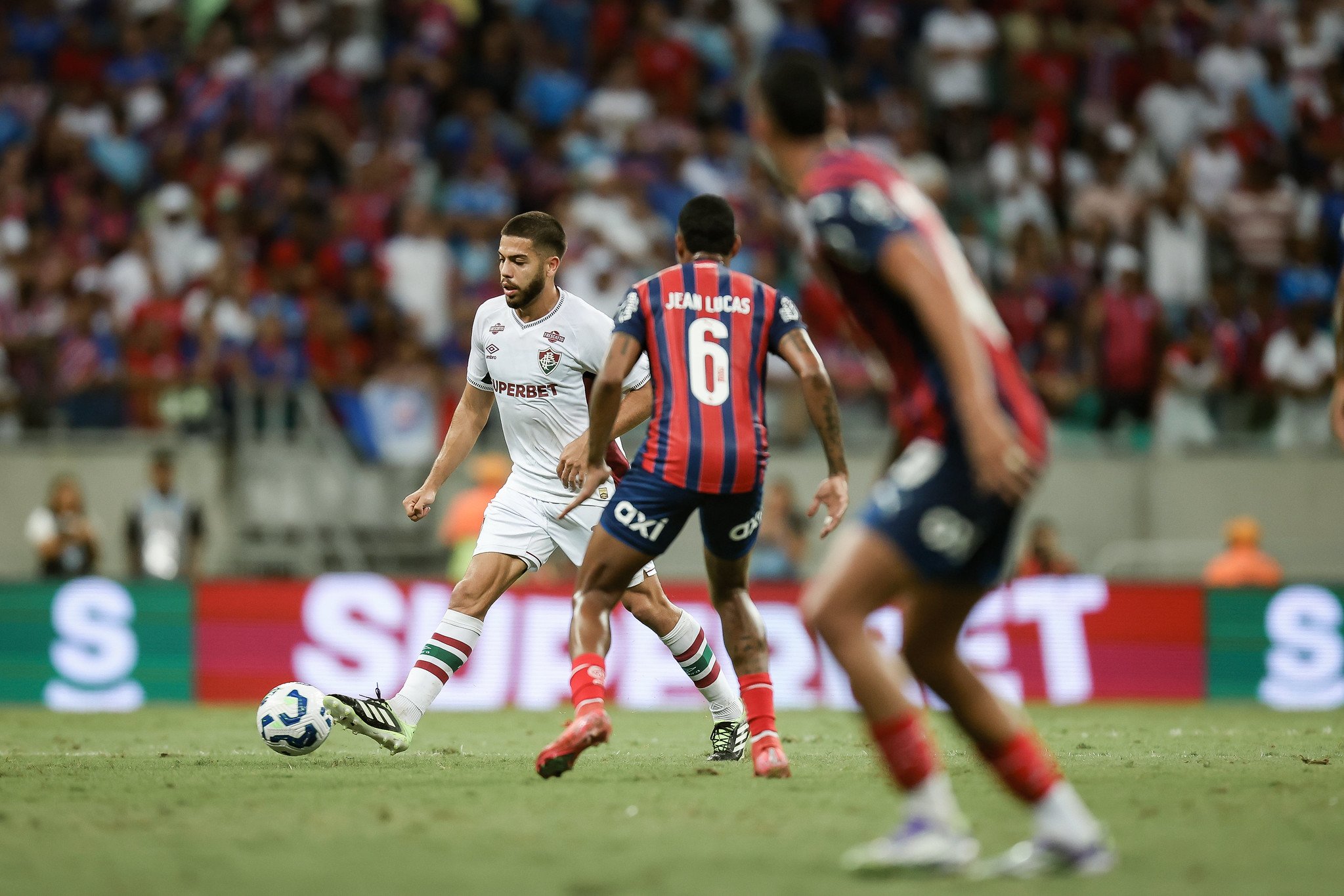 Bahia e Fluminense se enfrentaram na Arena Fonte Nova - (foto: MARCELO GONÇALVES / FLUMINENSE F.C.)