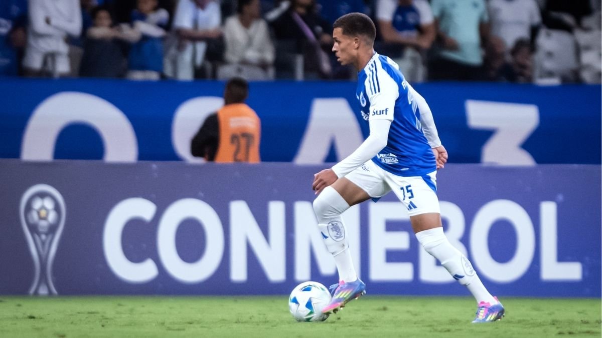 Rodriguinho em campo pelo Cruzeiro (foto: Gustavo Aleixo/Cruzeiro)