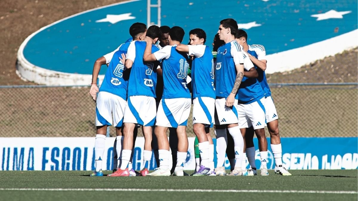 Time sub-20 do Cruzeiro (foto: Gustavo Martins/ Cruzeiro)