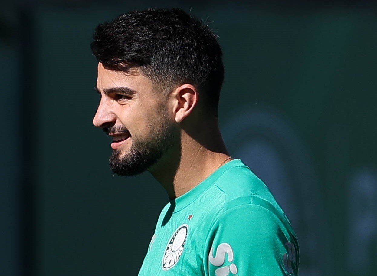 Jogador do Palmeiras durante treino (foto: Cesar Greco/Palmeiras)