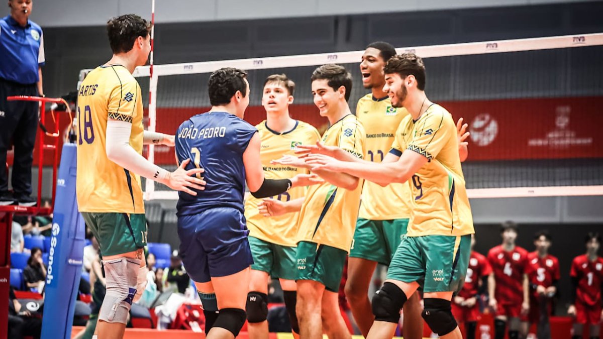 Seleção Brasileira Sub-21 Masculina de Vôlei em jogo do Mundial (foto: Divulgação FIVB)