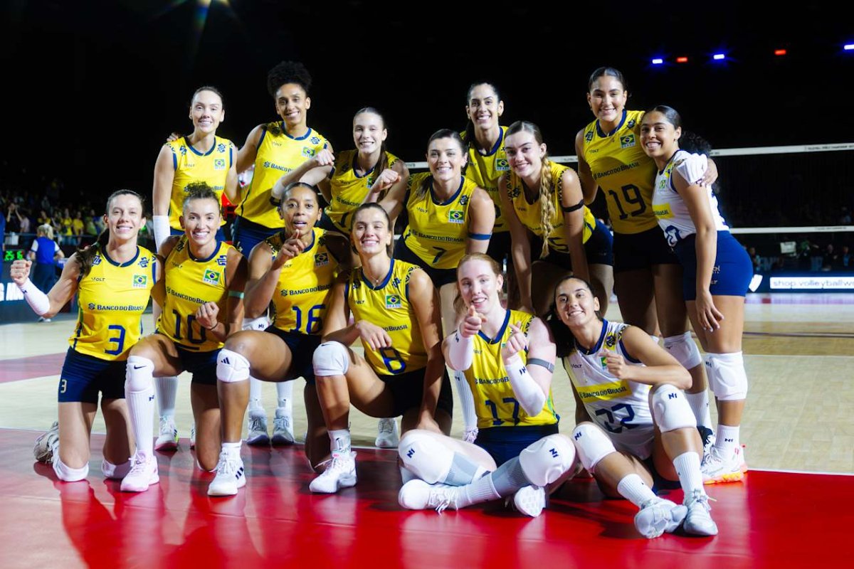 Seleção Feminina de Vôlei na disputa do Mundial Feminino de Vôlei (foto: Divulgação/Volleyballworld)