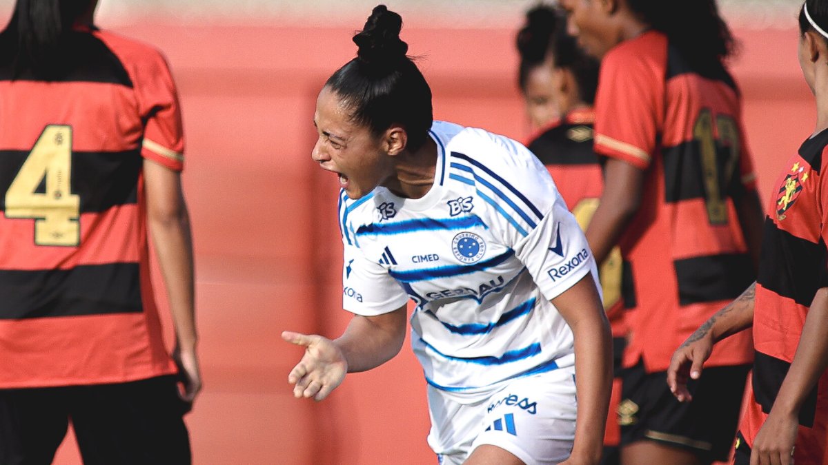 Laysa, zagueira do Cruzeiro (foto: Gustavo Martins/ Cruzeiro)