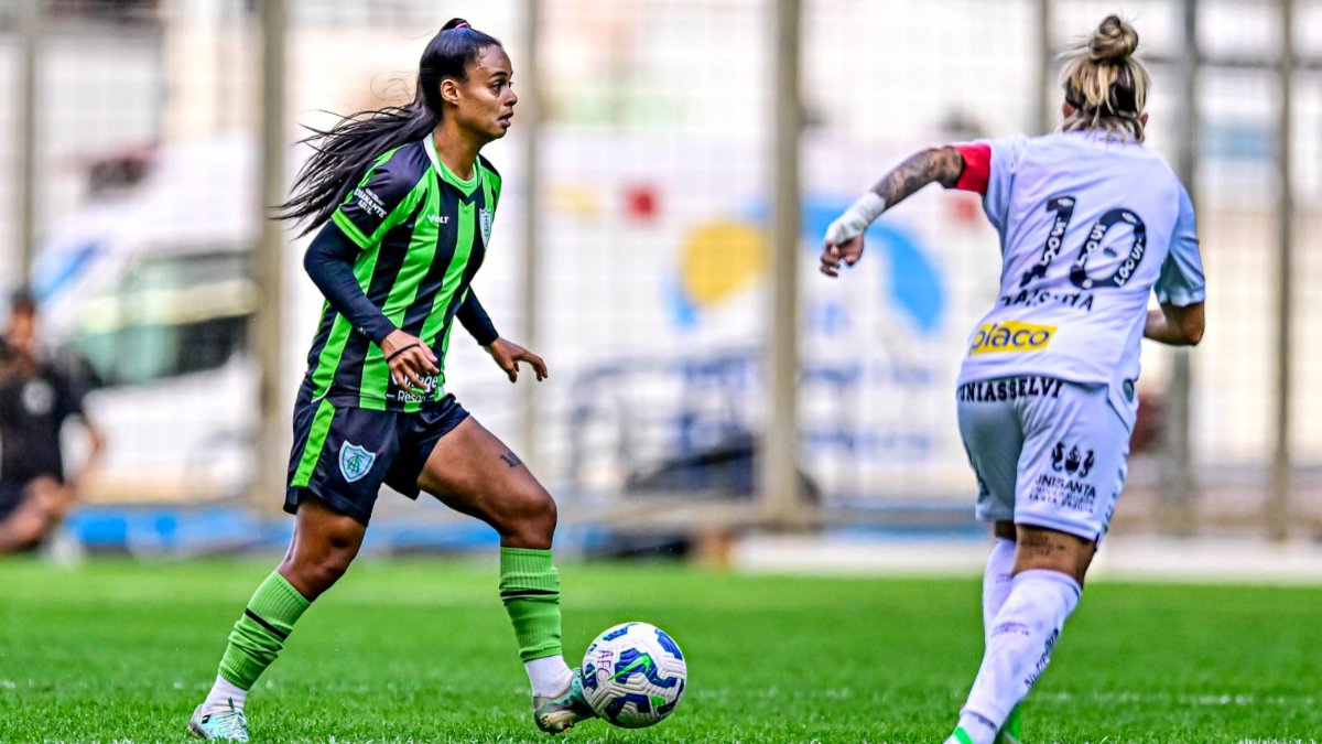Jogo entre América e Santos pela Copa do Brasil Feminina (foto: Mourão Panda / América)