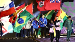 Encerramento do Pan-Americano Júnior com a bandeira do Brasil - Crédito: 