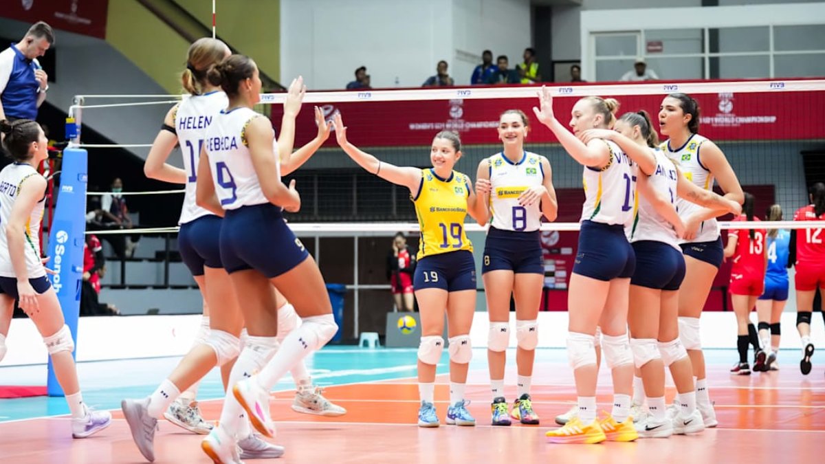 Jogadoras da Seleção Brasileira no Mundial Sub-21 Feminino de Vôlei (foto: Divulgação FIVB)