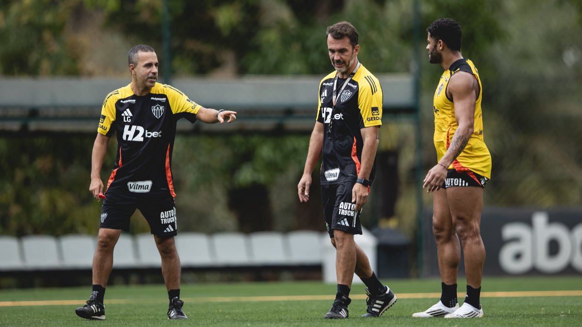 Treino do Atlético com Lucas Gonçalves e Hulk (foto: Pedro Souza / Atlético)