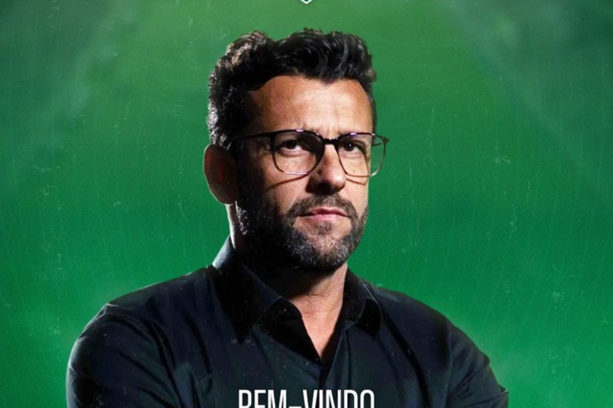 Alberto Valentim, novo técnico do América (foto: Divulgação/América)