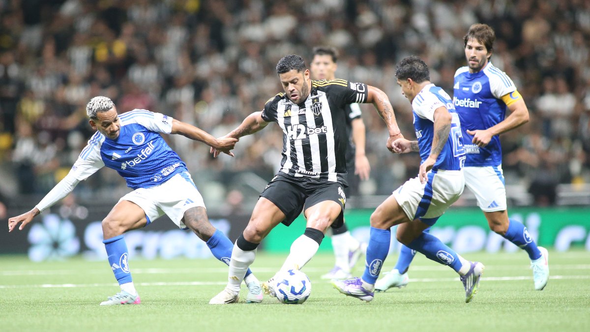 Hulk, Matheus Pereira, Lucas Silva e Lucas Romero em Atlético x Cruzeiro na Arena MRV (foto: Edesio Ferreira/EM/DA Press)