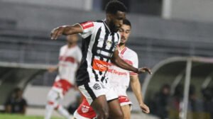 Jogo entre CRB e Athletic pela Série B - Crédito: 