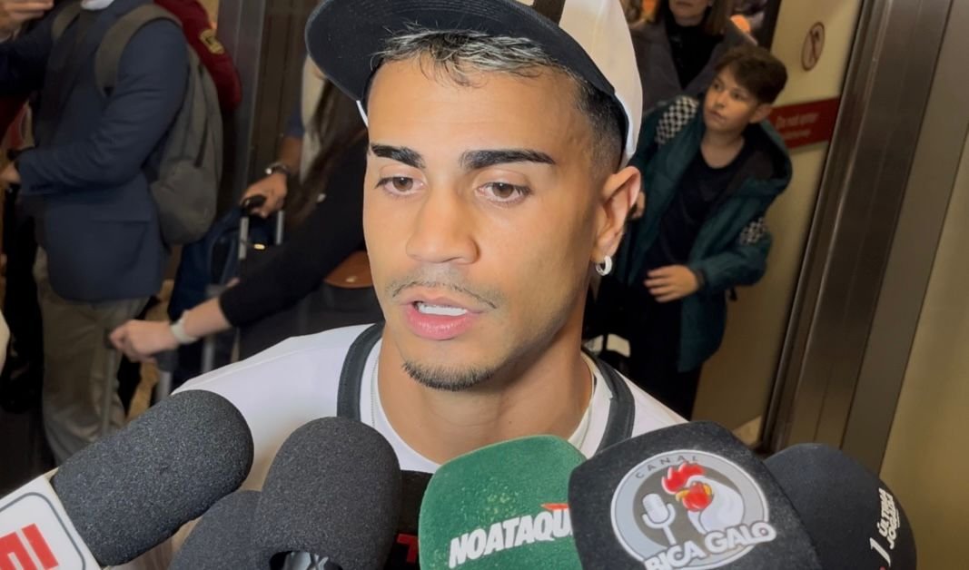 Reinier, novo meia-atacante do Atlético, durante desembarque em Belo Horizonte (foto: Lucas Bretas/No Ataque)