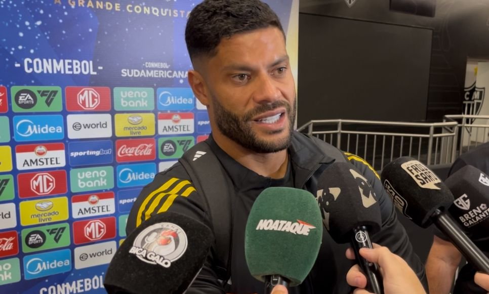 Hulk na zona mista da Arena MRV após vitória do Atlético sobre o Godoy Cruz, pela Sul-Americana (foto: Lucas Bretas/No Ataque)