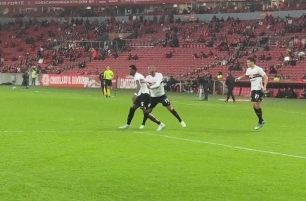 Tricolor venceu e subiu para a oitava colocação (foto: Reprodução)