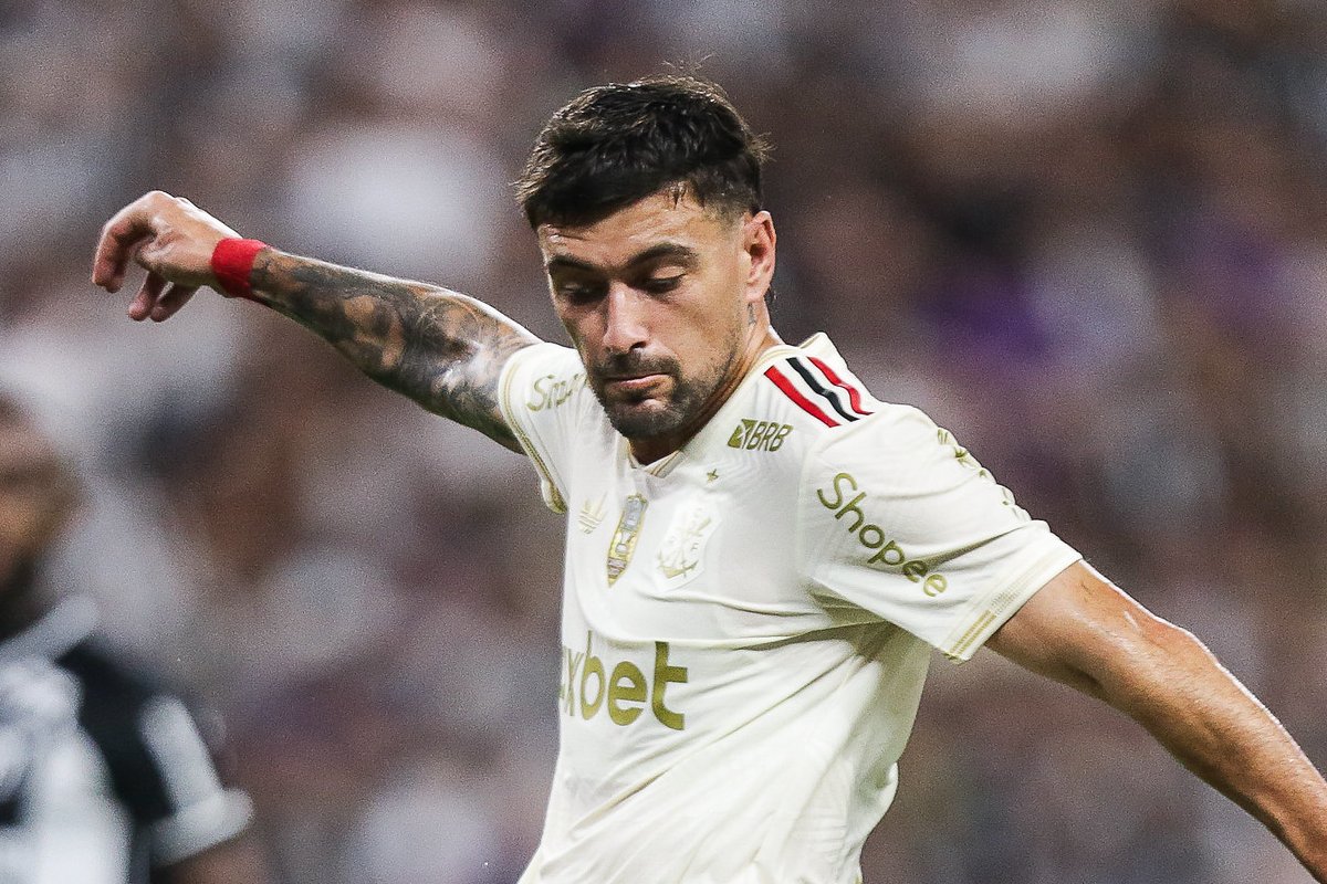 Arrascaeta em ação pelo Flamengo (foto: Gilvan de Souza/Flamengo)