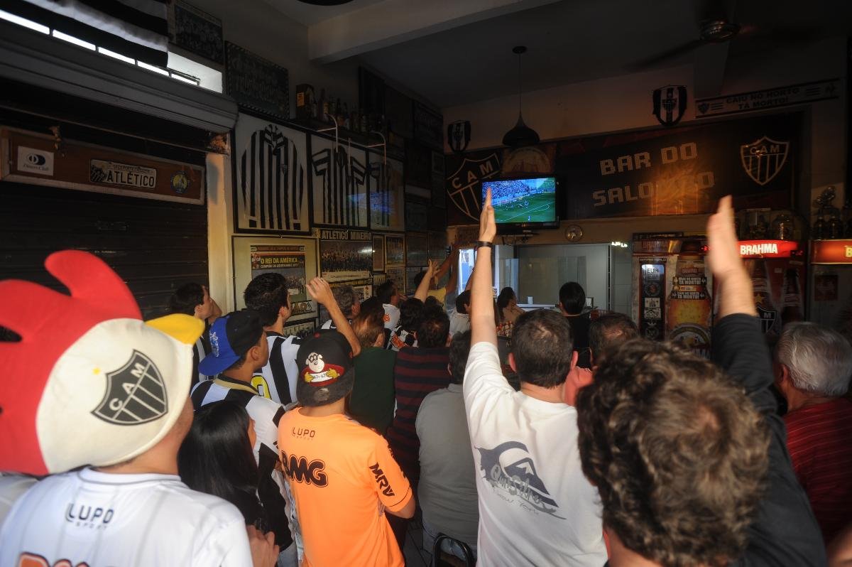 Bar do Salomão costuma ficar lotado de torcedores do Atlético em jogos decisivos