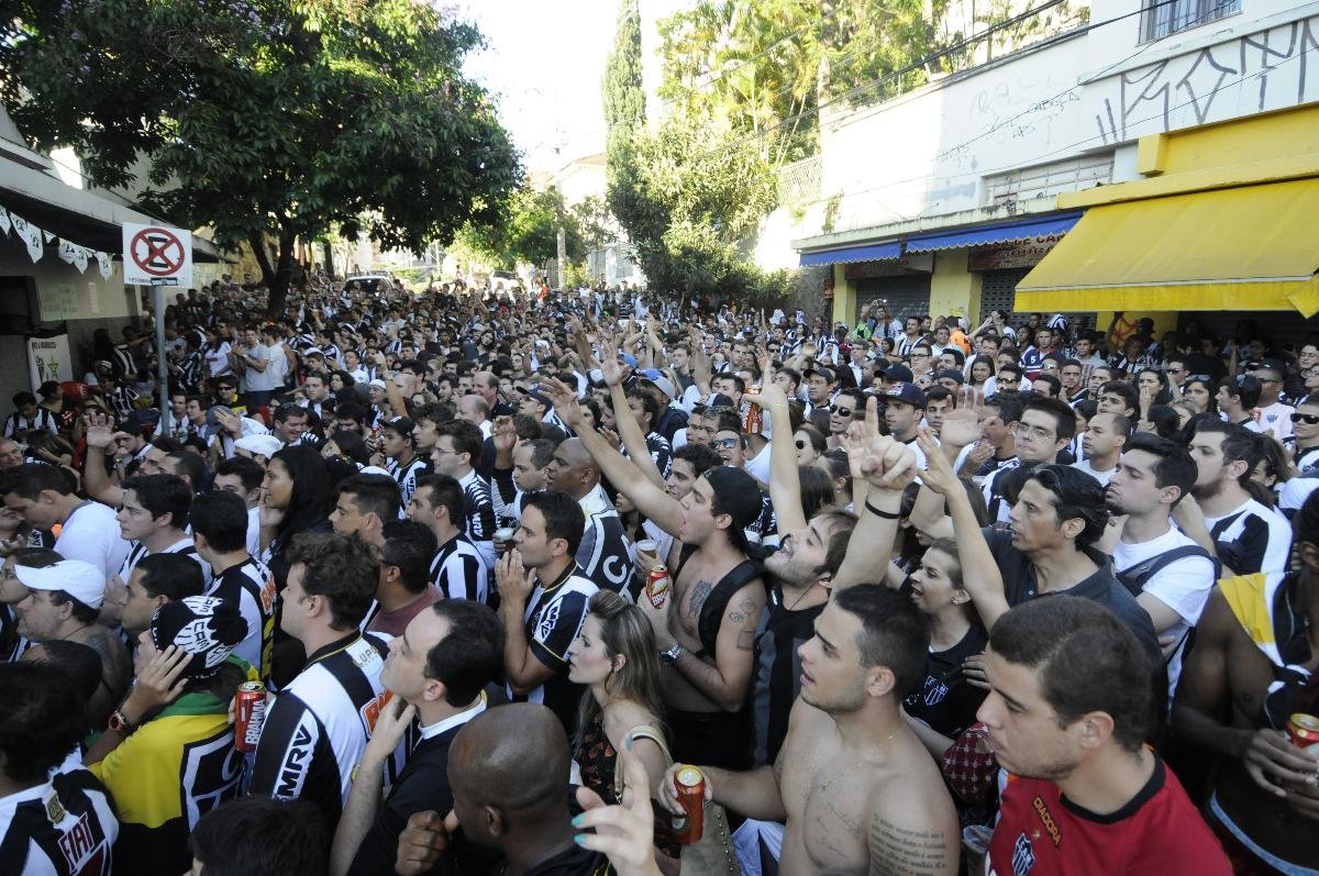 Bar do Salomão costuma ficar lotado de torcedores do Atlético em jogos decisivos