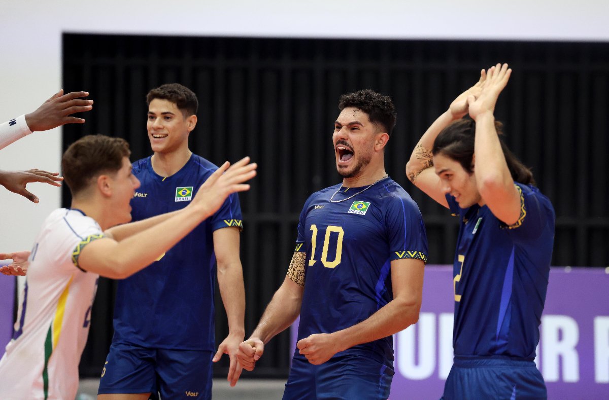Jogadores do Brasil comemoram ponto no Pan-Americano (foto: Divulgação/Norceca)