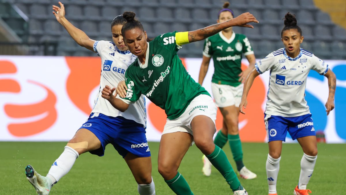 Jogadoras de Cruzeiro e Palmeiras, pelo Brasileiro Feminino (foto: Fabio Menotti/Palmeiras)