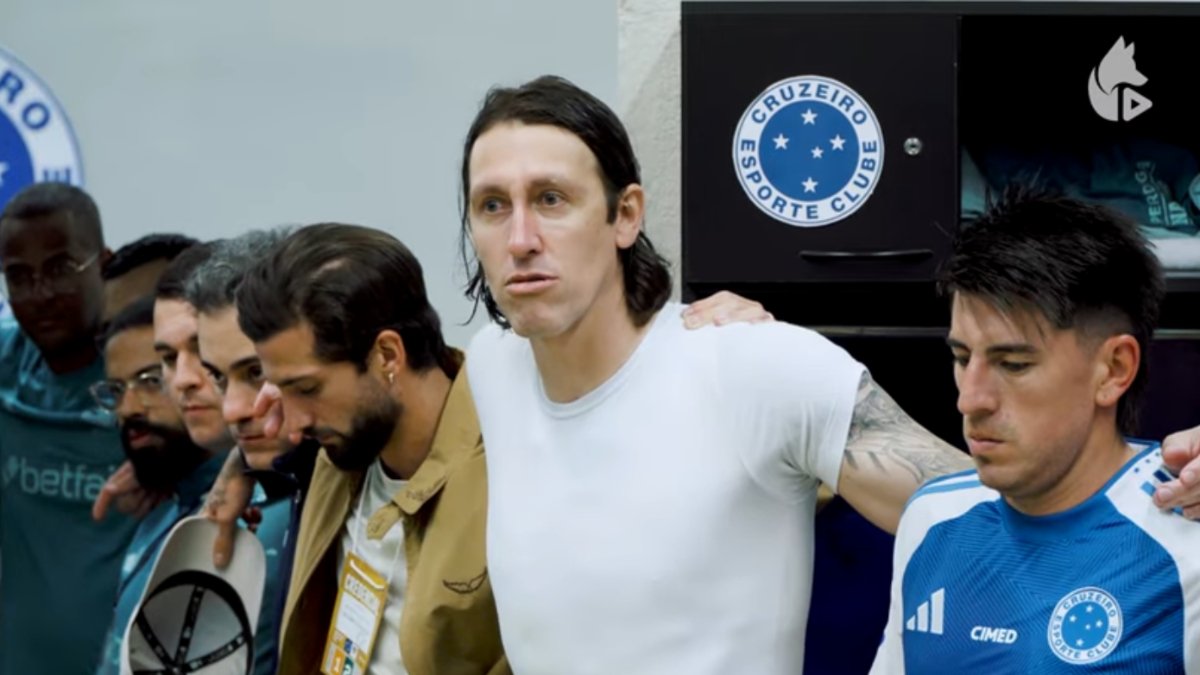 Cássio discursa após vitória do Cruzeiro no São Paulo (foto: Reprodução/TV Cruzeiro)