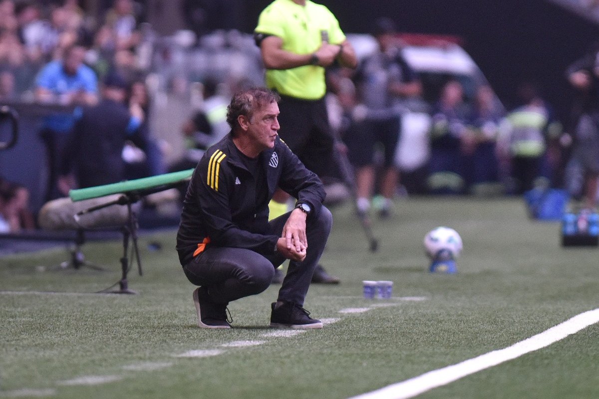 Cuca durante jogo entre Atlético e Grêmio na Arena MRV (foto: Ramon Lisboa/EM/DA.Press)