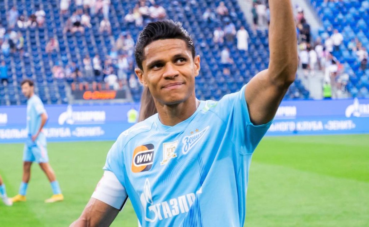 Douglas Santos, lateral-esquerdo do Zenit-RUS e ex-jogador do Atlético (foto: Divulgação/Zenit)