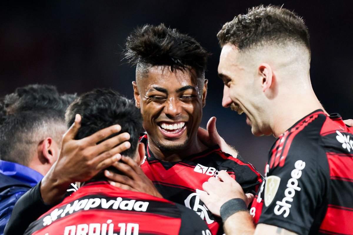 Bruno Henrique comemora gol pelo Flamengo sobre o Inter na Libertadores (foto: Gilvan de Souza/Flamengo)