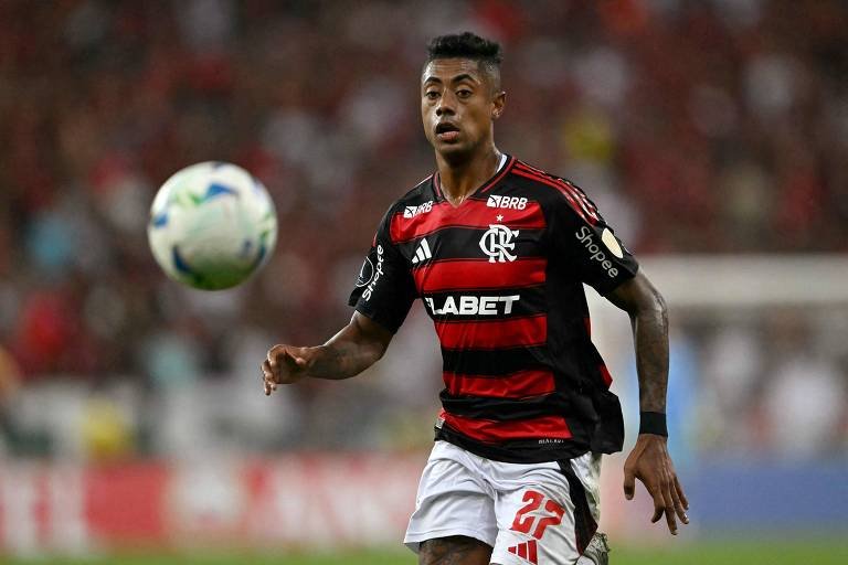 Bruno Henrique, atacante do Flamengo, foi denunciado pelo STJD (foto: Mauro Pimentel/AFP)
