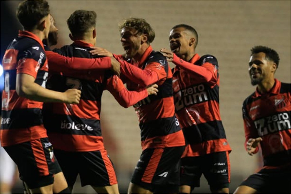 Time do Ituano em ação na Série C (foto: Fernando Roberto/Ituano/Divulgação)