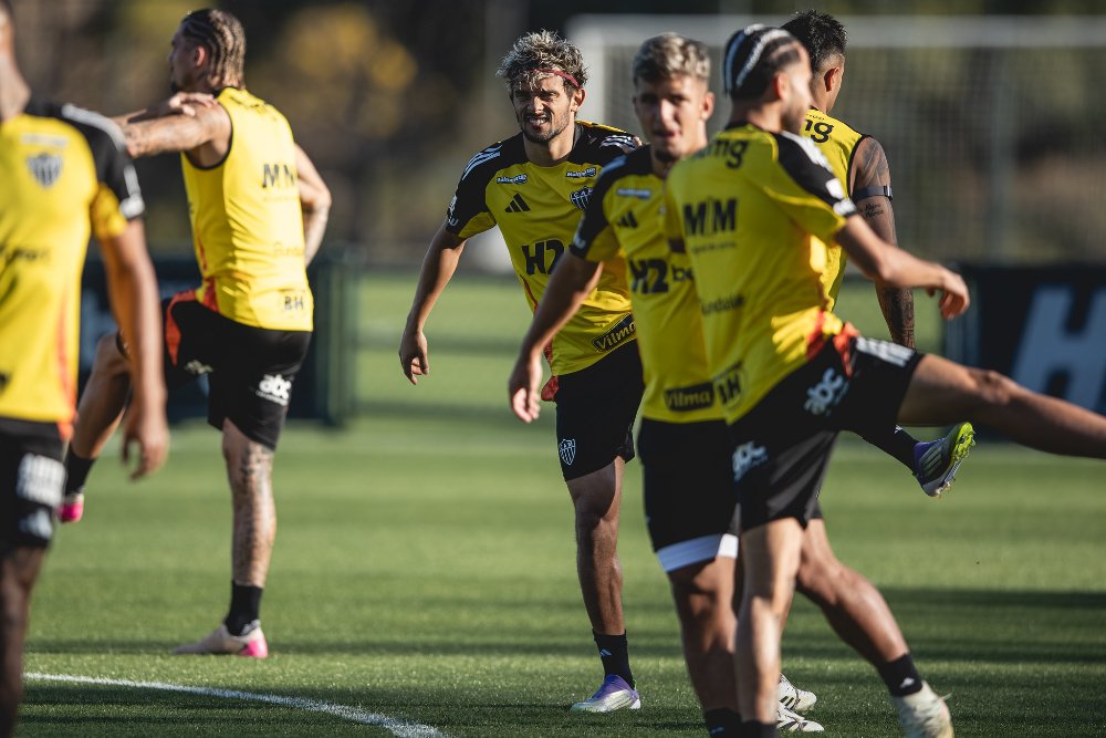 Jogadores do Atlético durante treino na Cidade do Galo (foto: Pedro Souza/Atlético)