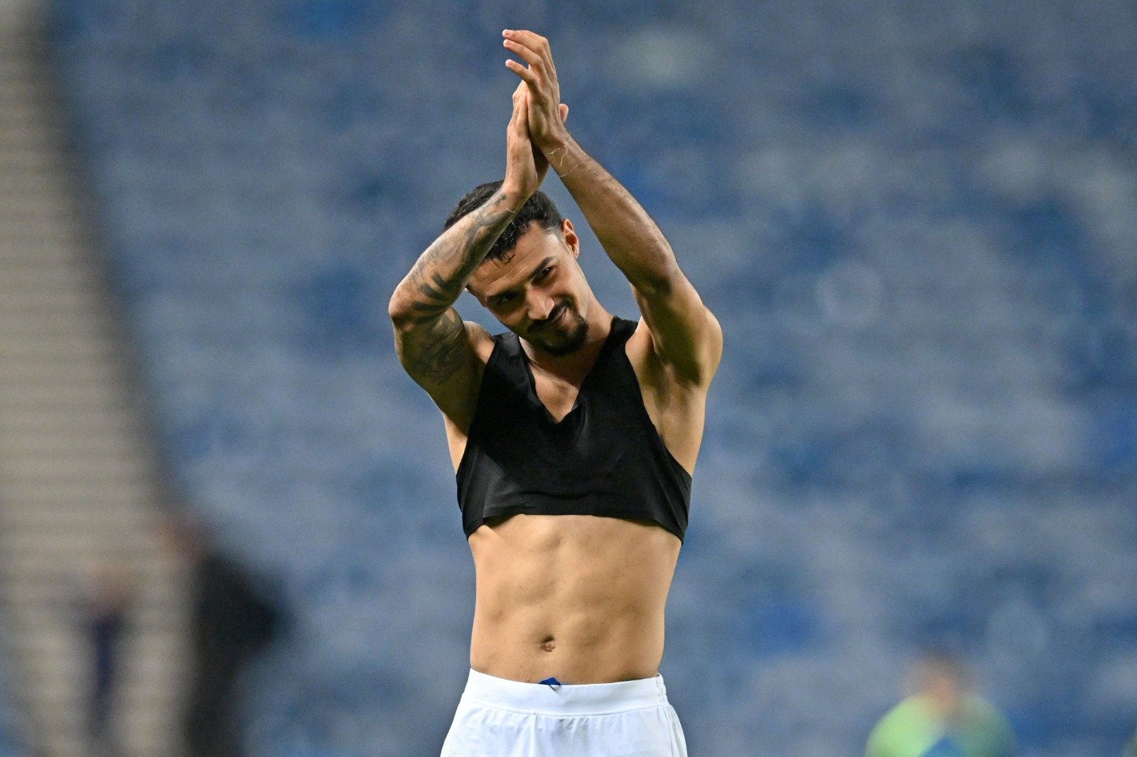 Jefté bate palmas (foto: Andy Buchanan/AFP)