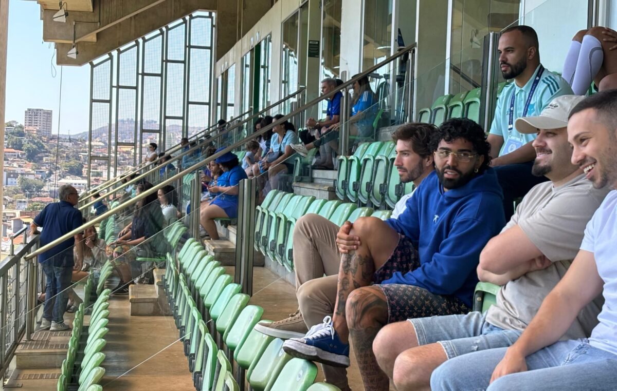 Lucas Silva e Gabigol no Independência para Cruzeiro x Bragantino pela Série A1 do Brasileiro Feminino - (foto: Sofia Cunha/No Ataque)