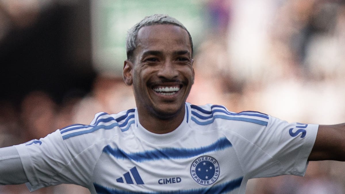Matheus Pereira, meio-campista do Cruzeiro, comemorando gol sobre Botafogo (foto: Rodrigo Ferreira/Cruzeiro)