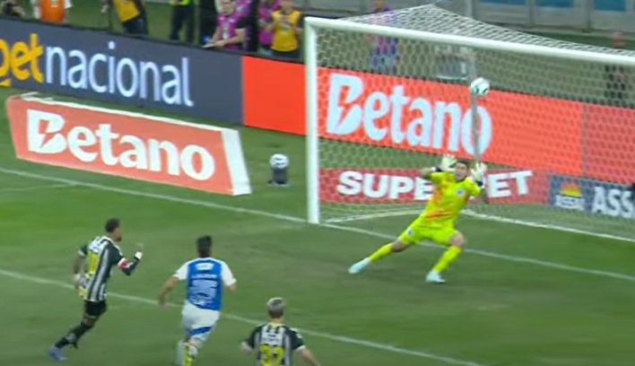 Neymar perde gol cara a cara com Cássio (foto: Reprodução/CazéTV)